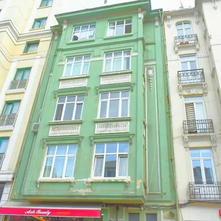 Great Historical Luxury Flat For Families 이스탄불