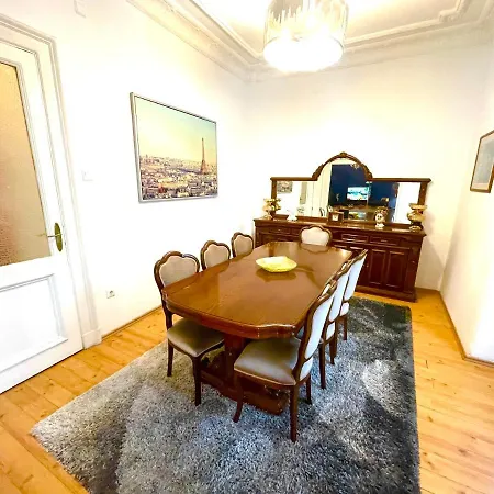 Great Historical Luxury Flat For Families 아파트 이스탄불